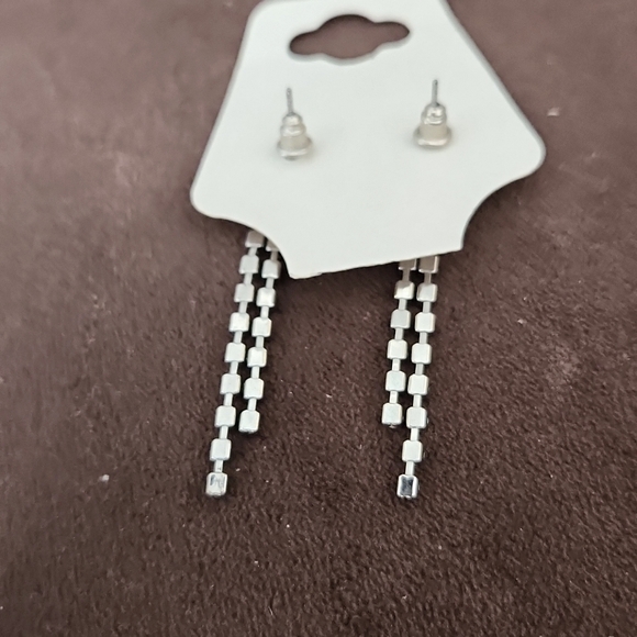 Dazzling 2 Strand Clear Rhinestone Pierced Earrings. Excellent Condition! - Picture 2 of 3